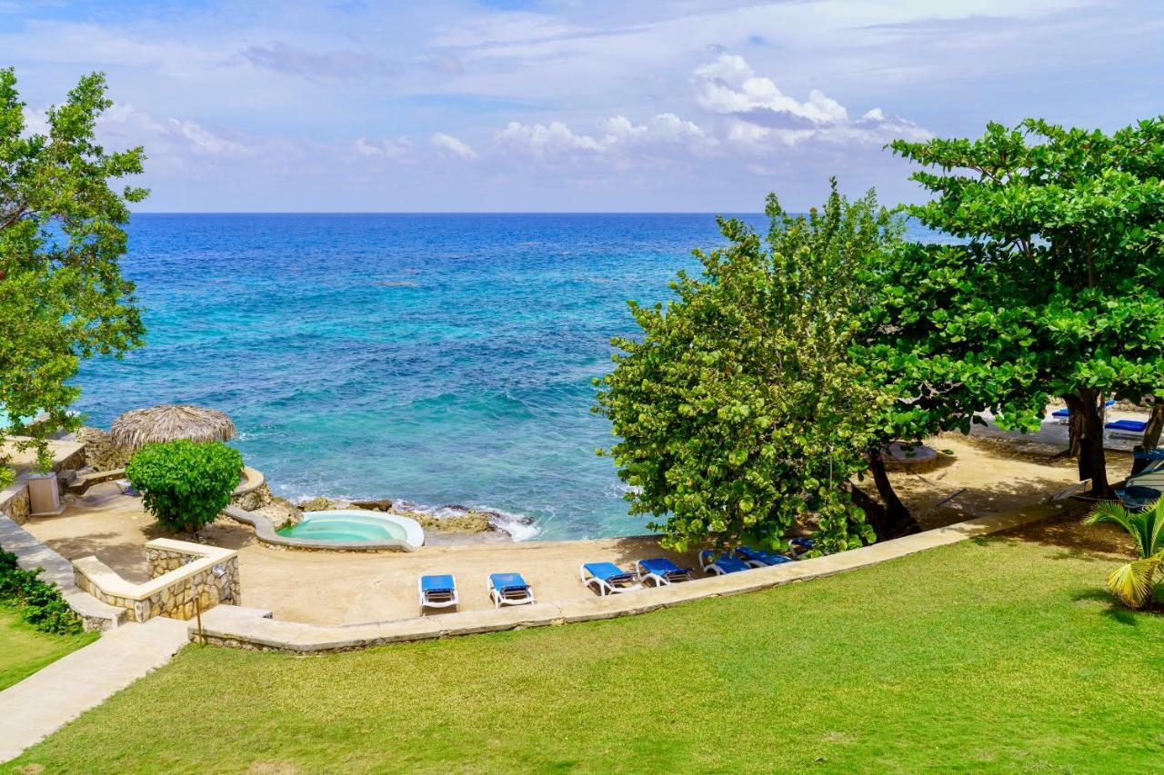 The Westender Inn نيغريل المظهر الخارجي الصورة